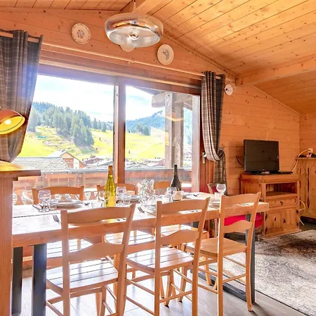 Six-deniers Apartman *